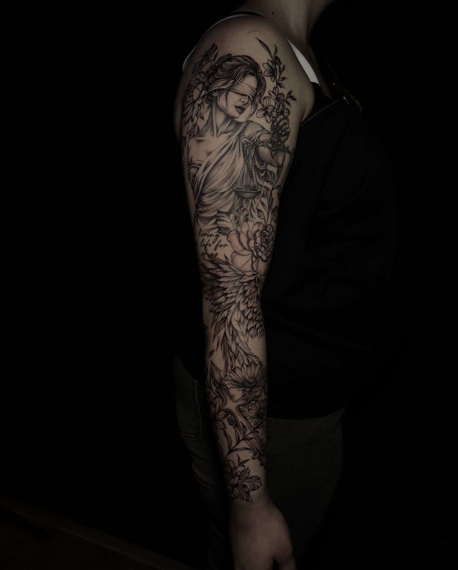 Fineline Tattoo